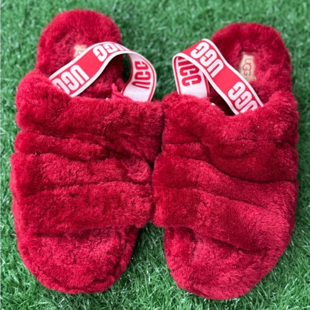 UGG Fluff Yeah Slide Women's Sheepskin Slipper Sandals 1095119 Size 9